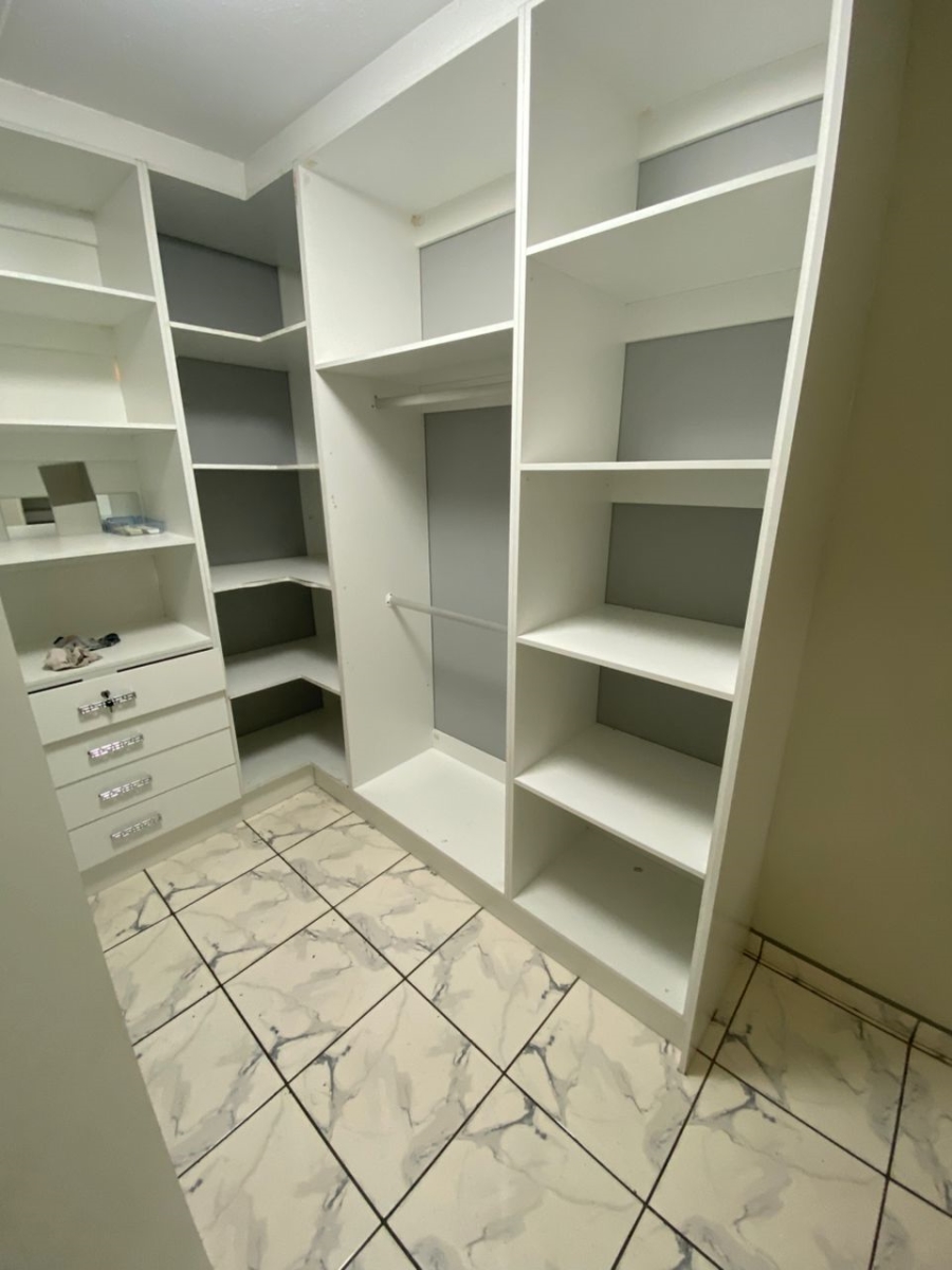 To Let 2 Bedroom Property for Rent in Safari Gardens North West